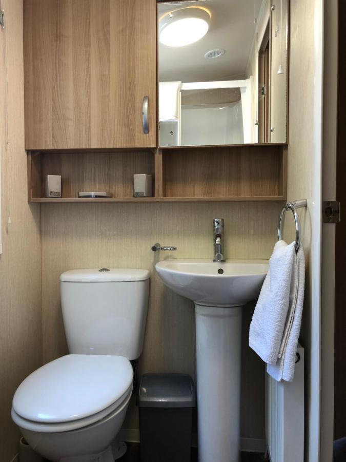 Popular Property In Bembridge Bagian luar foto